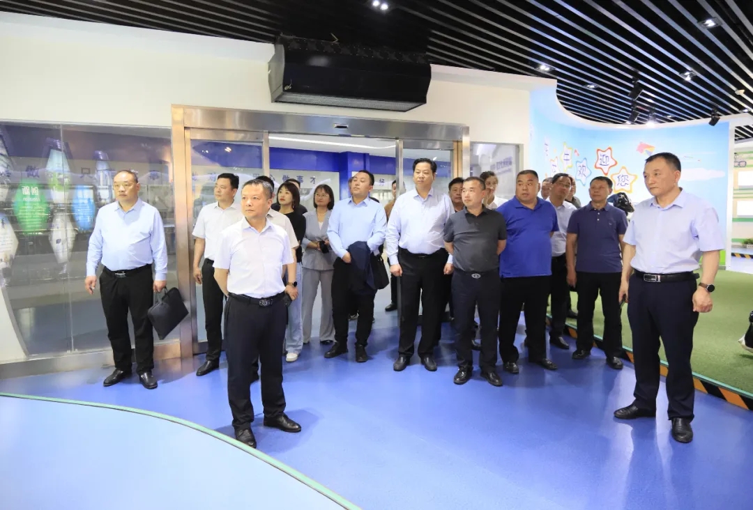 供銷聯動，創新共贏丨河南農投集團內部業務協同交流會在花花牛乳業集團順利召開