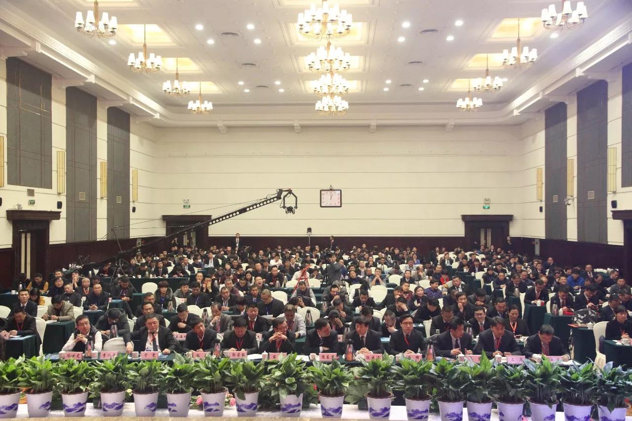 新起點·新征程·不忘初心·砥礪前行| 2018花花牛乳業(yè)集團客戶大會勝利召開