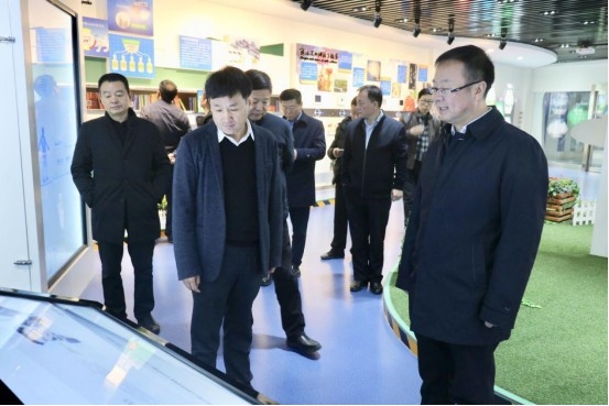 寧夏回族自治區農業農村廳黨組書記、廳長王剛一行蒞臨花花牛乳業集團調研